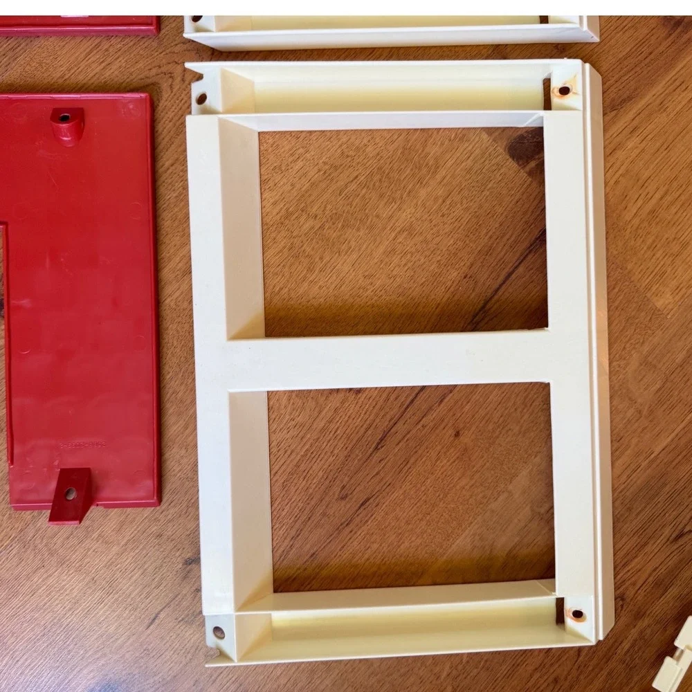 1979‎ Barbie Dream House A-Frame Roof Replacement Parts Center Section 1978